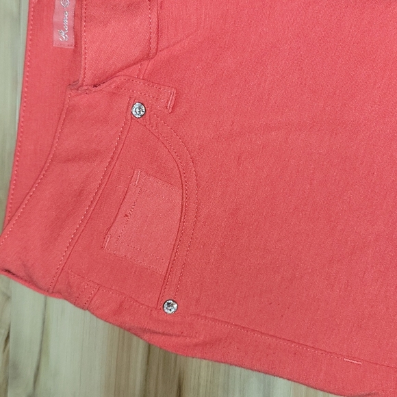 Coral Capri Jeggings - Picture 5 of 16